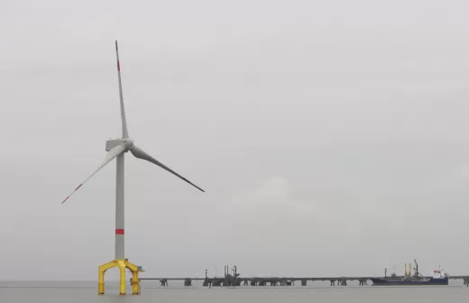 Floating wind turbine